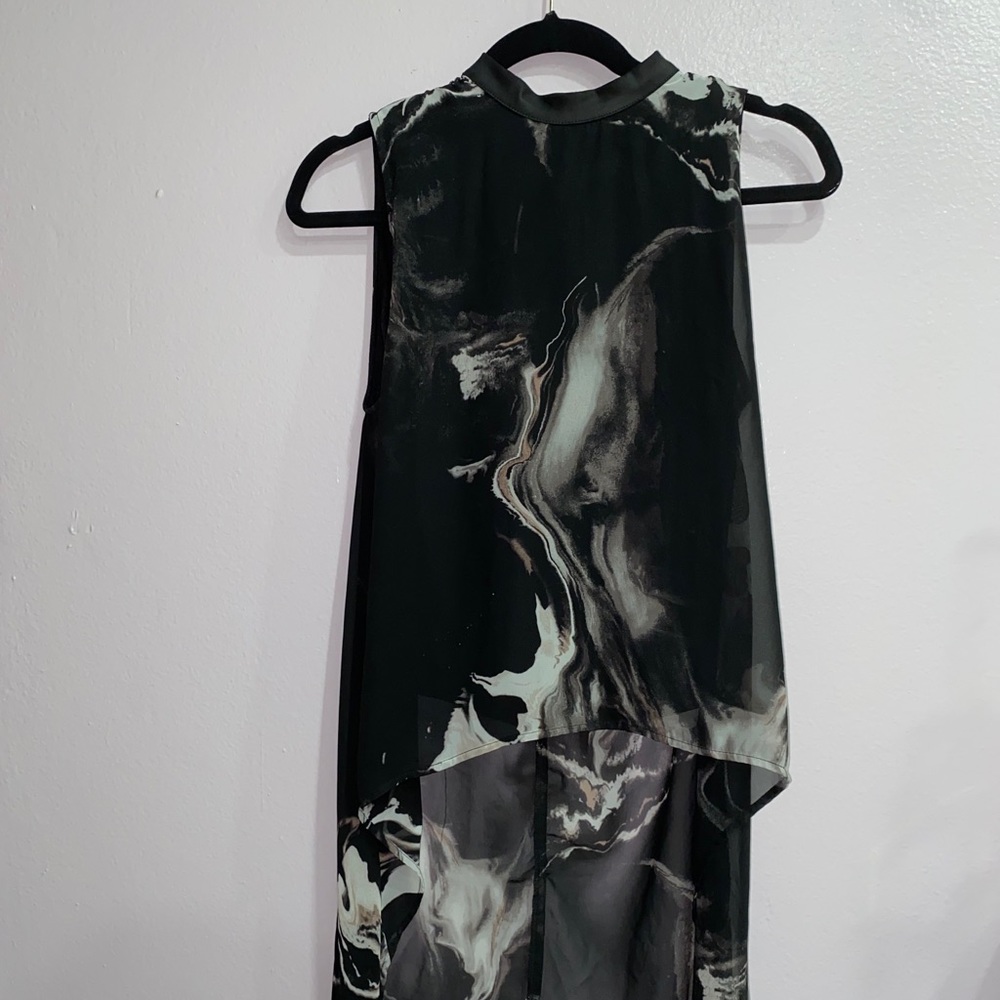 very fancy marbel-like top from h&m